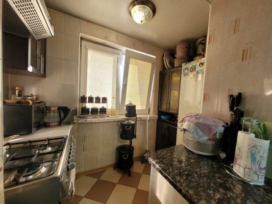 Продам трехкомнатную (3-комн.) квартиру, имени Гагарина Юрия Алексеевича ул, 10, Баксан г