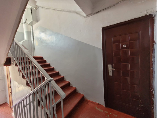 Продам трехкомнатную (3-комн.) квартиру, имени Гагарина Юрия Алексеевича ул, 10, Баксан г