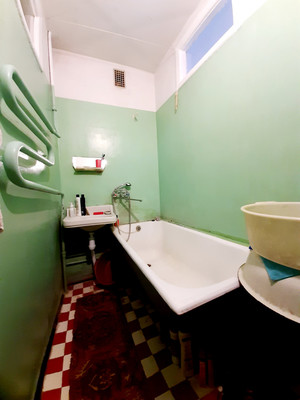 Продам трехкомнатную (3-комн.) квартиру, Казахская ул, 65а, Ростов-на-Дону г