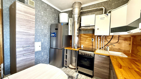 Сдам двухкомнатную (2-комн.) квартиру, Батурина ул, 91к84, Симферополь г