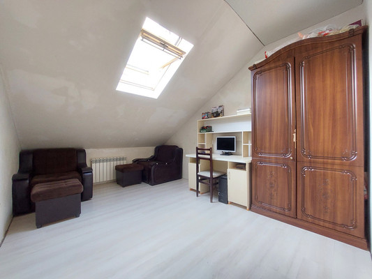 Продам двухкомнатную (2-комн.) квартиру, Эльбрусская ул, 19, Нальчик г