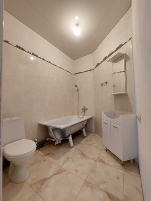 Продам двухкомнатную (2-комн.) квартиру, Эльбрусская ул, 19, Нальчик г