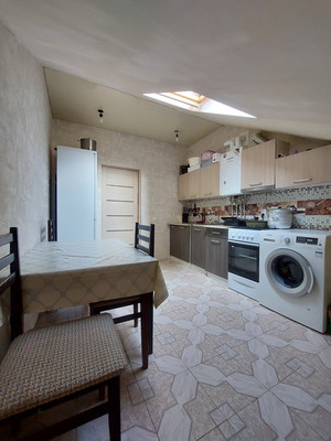 Продам двухкомнатную (2-комн.) квартиру, Эльбрусская ул, 19, Нальчик г