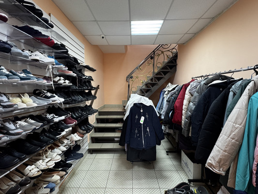 Продам коммерческое помещение 127,6 м2, Победы пл, 9, Щучье г