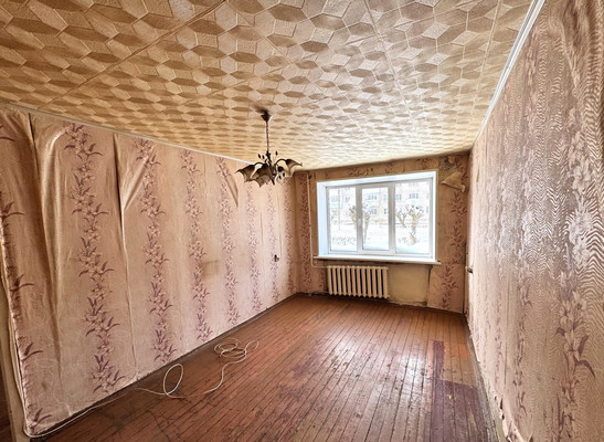 Продам трехкомнатную (3-комн.) квартиру, Свердлова ул, 17, Рошаль г