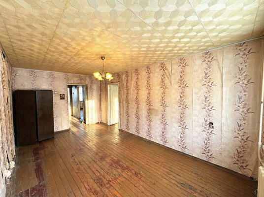 Продам трехкомнатную (3-комн.) квартиру, Свердлова ул, 17, Рошаль г