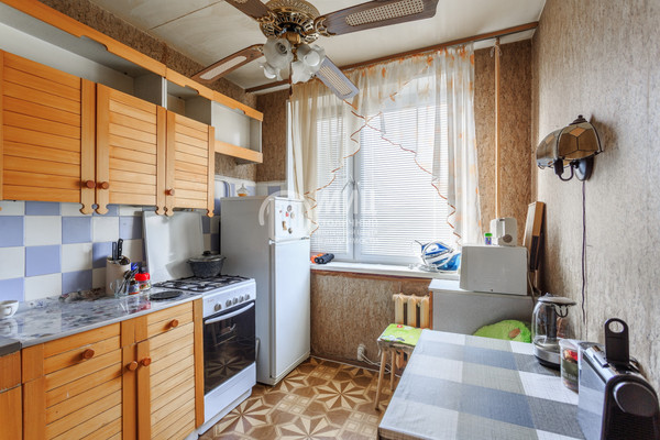 Продам двухкомнатную (2-комн.) квартиру, Судостроительная ул, 38к2, Москва г