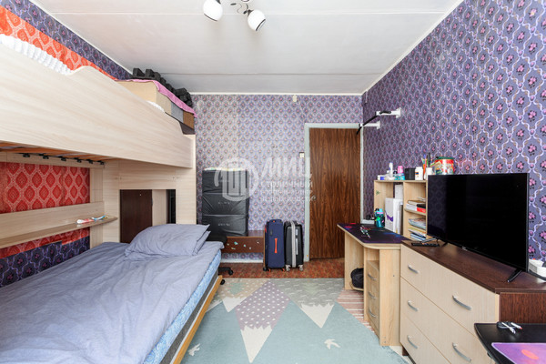 Продам двухкомнатную (2-комн.) квартиру, Судостроительная ул, 38к2, Москва г