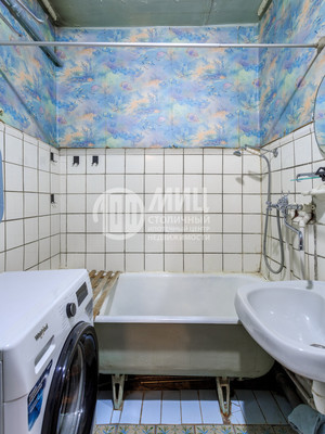 Продам двухкомнатную (2-комн.) квартиру, Судостроительная ул, 38к2, Москва г