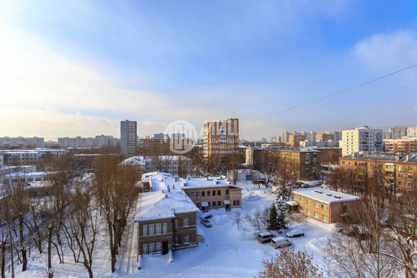 Продам двухкомнатную (2-комн.) квартиру, Судостроительная ул, 38к2, Москва г