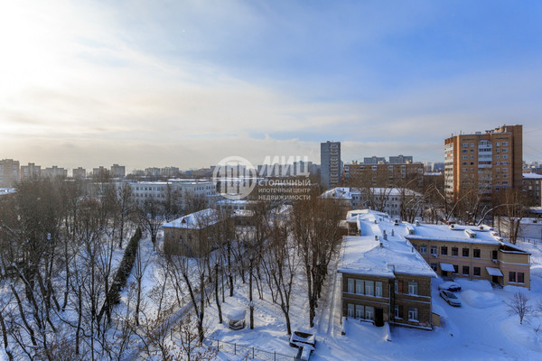 Продам двухкомнатную (2-комн.) квартиру, Судостроительная ул, 38к2, Москва г