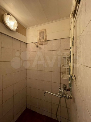 Продам комнату в 8-комн. квартире, Ленина ул, 96, Волгодонск г