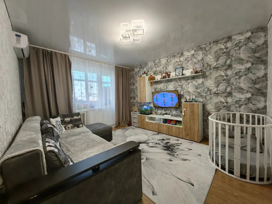 Продам двухкомнатную (2-комн.) квартиру, Мира пр-кт, 45, Волгодонск г