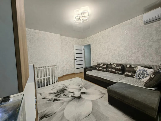 Продам двухкомнатную (2-комн.) квартиру, Мира пр-кт, 45, Волгодонск г