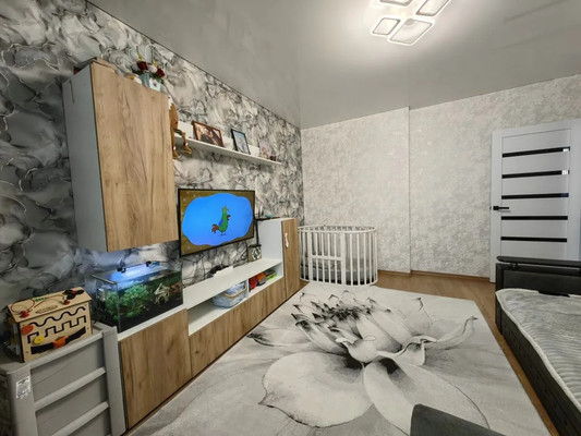 Продам двухкомнатную (2-комн.) квартиру, Мира пр-кт, 45, Волгодонск г