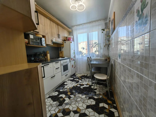 Продам двухкомнатную (2-комн.) квартиру, Мира пр-кт, 45, Волгодонск г