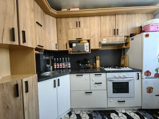 Продам двухкомнатную (2-комн.) квартиру, Мира пр-кт, 45, Волгодонск г