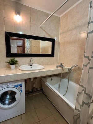 Продам однокомнатную (1-комн.) квартиру, Богатырский пр-кт, 39к2, Санкт-Петербург г