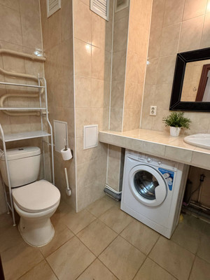 Продам однокомнатную (1-комн.) квартиру, Богатырский пр-кт, 39к2, Санкт-Петербург г