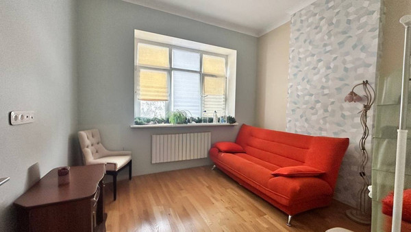 Продам многокомнатную квартиру, Троицкая ул, 107к13, Пучково д