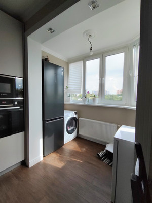 Продам двухкомнатную (2-комн.) квартиру, Заречная ул, 25, Троицк г