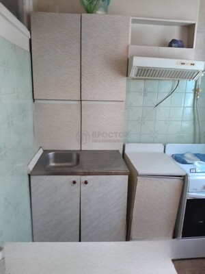 Продам двухкомнатную (2-комн.) квартиру, Тайнинская ул, 16к2, Москва г