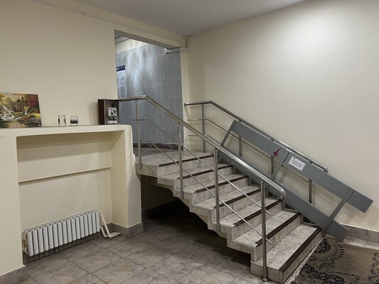 Продам двухкомнатную (2-комн.) квартиру, Домодедовская ул, 38к1, Москва г