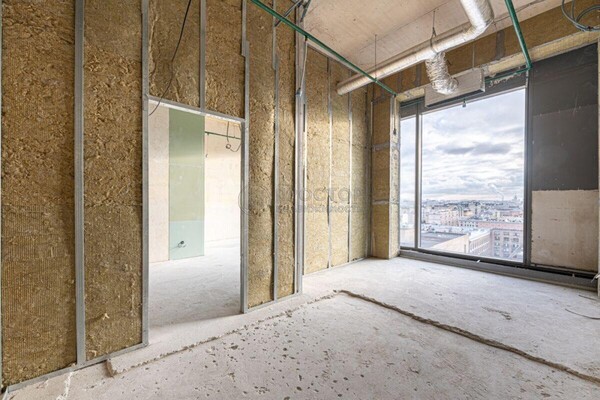 Продам двухкомнатную (2-комн.) квартиру, 2-я Брестская ул, 6, Москва г