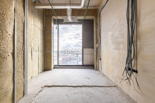 Продам двухкомнатную (2-комн.) квартиру, 2-я Брестская ул, 6, Москва г