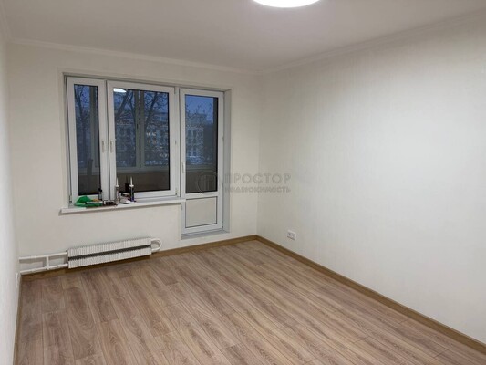 Продам двухкомнатную (2-комн.) квартиру, Планерная ул, 5к1, Москва г