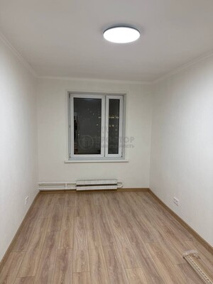 Продам двухкомнатную (2-комн.) квартиру, Планерная ул, 5к1, Москва г