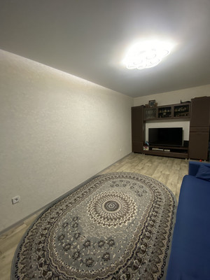 Продам двухкомнатную (2-комн.) квартиру, Шлюзовая ул, 8, Икша рп