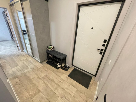 Продам двухкомнатную (2-комн.) квартиру, Шлюзовая ул, 8, Икша рп