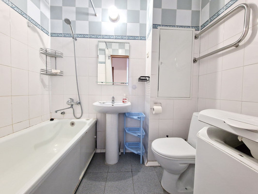 Сдам однокомнатную (1-комн.) квартиру, Ботаническая ул, 19к1, Москва г