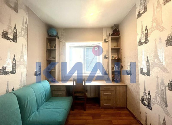 Продам двухкомнатную (2-комн.) квартиру, Почтовый пер, 7А, Емельяново пгт