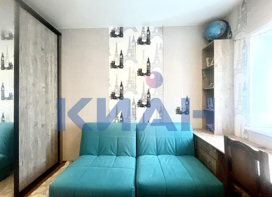 Продам двухкомнатную (2-комн.) квартиру, Почтовый пер, 7А, Емельяново пгт