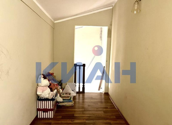 Продам двухкомнатную (2-комн.) квартиру, Почтовый пер, 7А, Емельяново пгт