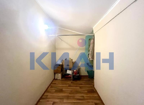 Продам двухкомнатную (2-комн.) квартиру, Почтовый пер, 7А, Емельяново пгт