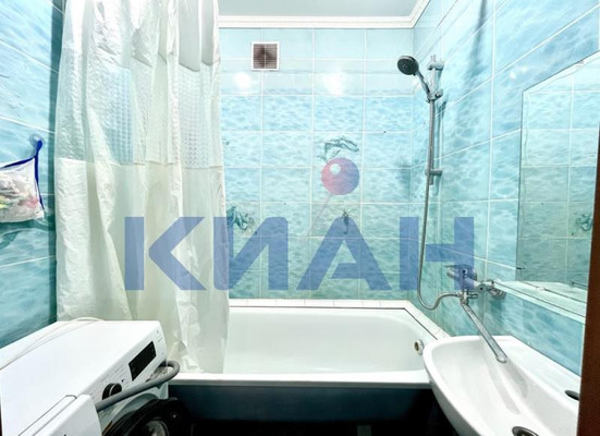 Продам двухкомнатную (2-комн.) квартиру, Почтовый пер, 7А, Емельяново пгт