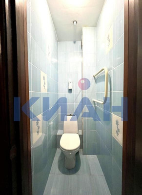 Продам двухкомнатную (2-комн.) квартиру, Почтовый пер, 7А, Емельяново пгт