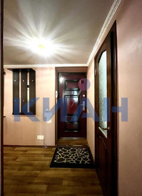 Продам двухкомнатную (2-комн.) квартиру, Почтовый пер, 7А, Емельяново пгт