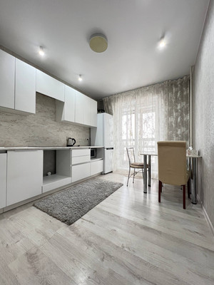 Продам однокомнатную (1-комн.) квартиру, Змеиногорский тракт, 82, Барнаул г