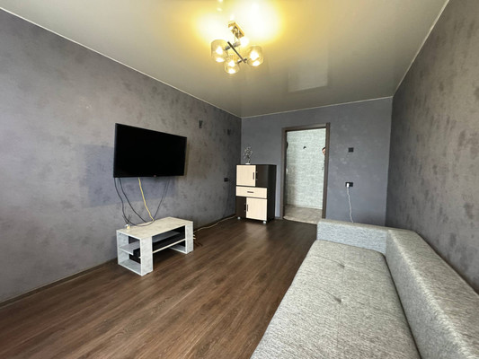 Продам однокомнатную (1-комн.) квартиру, Магистральное ш, 41к1, Комсомольск-на-Амуре г