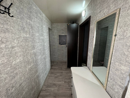 Продам однокомнатную (1-комн.) квартиру, Магистральное ш, 41к1, Комсомольск-на-Амуре г