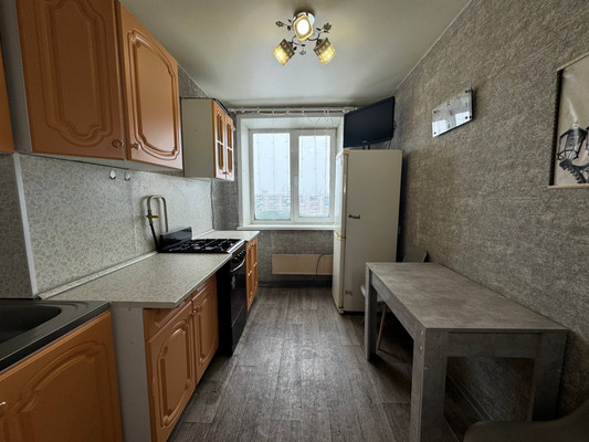 Продам однокомнатную (1-комн.) квартиру, Магистральное ш, 41к1, Комсомольск-на-Амуре г