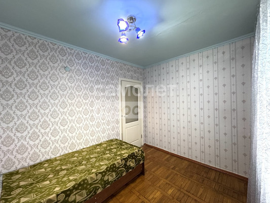 Продам двухкомнатную (2-комн.) квартиру, Щорса ул, 299, Славянск-на-Кубани г