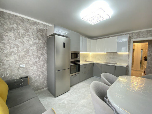 Продам двухкомнатную (2-комн.) квартиру, Висаитова ул, 10/9, Ростов-на-Дону г