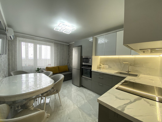 Продам двухкомнатную (2-комн.) квартиру, Висаитова ул, 10/9, Ростов-на-Дону г