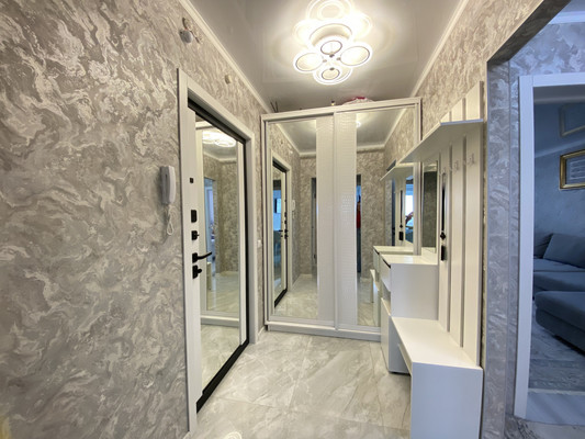 Продам двухкомнатную (2-комн.) квартиру, Висаитова ул, 10/9, Ростов-на-Дону г