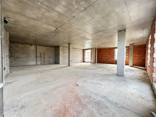 Продам трехкомнатную (3-комн.) квартиру, Биттирова ул, 123, Нальчик г